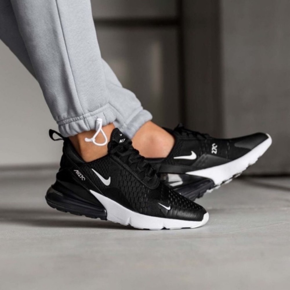 Nike Air Max 270